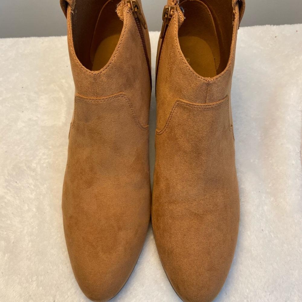 Ankle boots